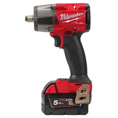 Picture of Milwaukee [M18FMTIW2F12-502X] Mid-Torque 1/2'' Impact Wrench (2x5Ah)